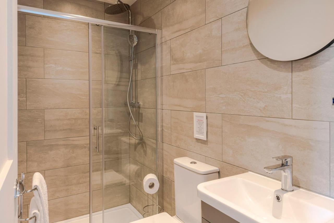 4 Berkeley Square I Your Apartment Bristol Exterior photo