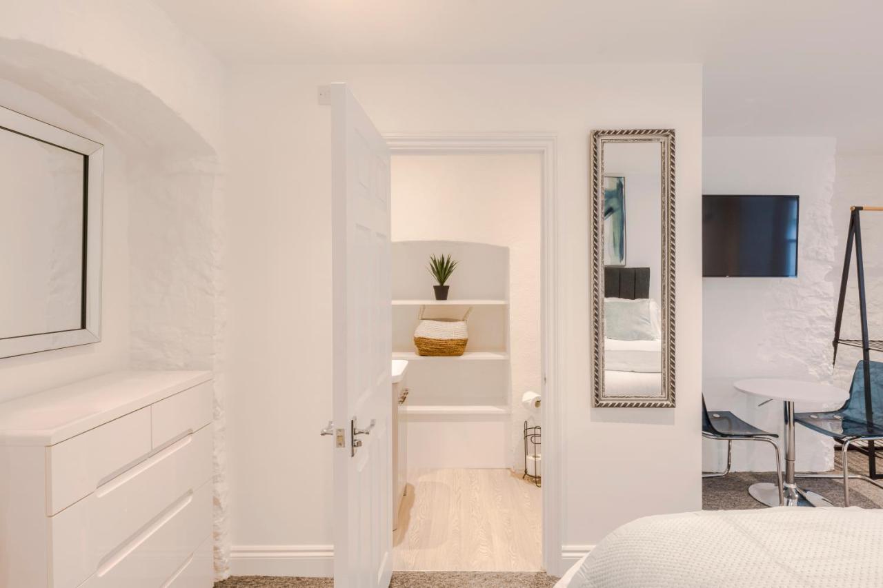 4 Berkeley Square I Your Apartment Bristol Exterior photo